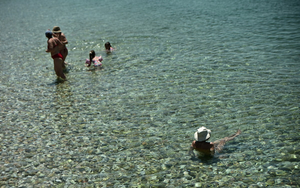 Καιρός: Άνεμοι 8 μποφόρ και θερμοκρασίες έως 41°C μέχρι την Τρίτη – Δροσίζει τον Δεκαπενταύγουστο