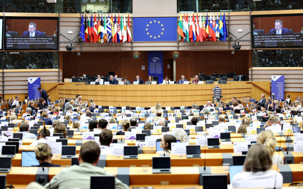 Η Ευρωπαϊκή Επιτροπή επιβεβαίωσε ότι οι ελληνικές αρχές κατέθεσαν το επικαιροποιημένο σχέδιο δράσης για τη λειτουργία του ΟΠΕΚΕΠΕ