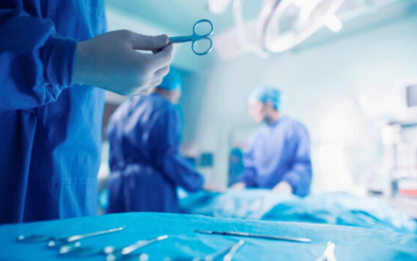 Θεσσαλονίκη: Διεθνές συνέδριο για τις νέες ελάχιστα επεμβατικές μέθοδους χειρουργικής της σπονδυλικής στήλης