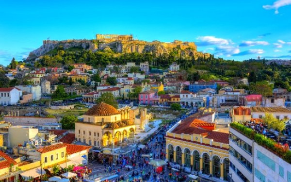 Σε οικογένεια ξενοδόχων από τη Θεσσαλονίκη εμβληματικό διατηρητέο στην Αθήνα για 30 χρόνια