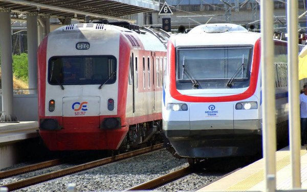 Νέα ταλαιπωρία στον σιδηρόδρομο: Ακινητοποιήθηκε αμαξοστοιχία στην Οινόη με 400 επιβάτες