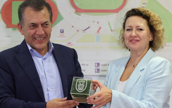 Τα αναμνηστικά δώρα του ΠΑΟΚ στον Βρούτση, η αισιοδοξία της Γκοντσάρεβα και η νέα σελίδα του Καυτανζογλείου