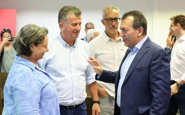 «Εύλογο και δίκαιο το αίτημα του ΠΑΟΚ»: Συνάντηση του Βρούτση με αντιπροσωπεία του Δικέφαλου για το Καυτανζόγλειο