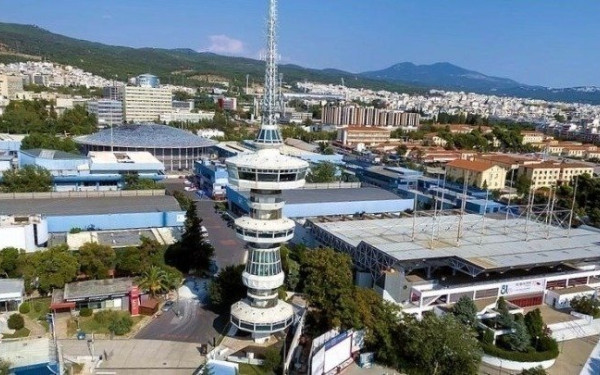 Θεσσαλονίκη: Με νέα όψη στην 89η ΔΕΘ ο Πύργος του ΟΤΕ - Κατεβαίνουν οι σκαλωσιές