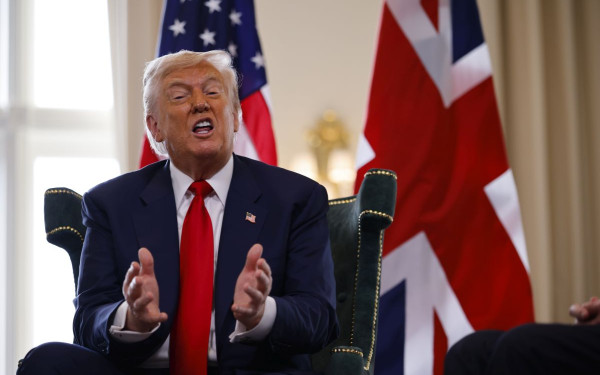 Τραμπ: Ο Πούτιν δεν θέλει συνάντηση με τον Ζελένσκι επειδή δεν τον συμπαθεί