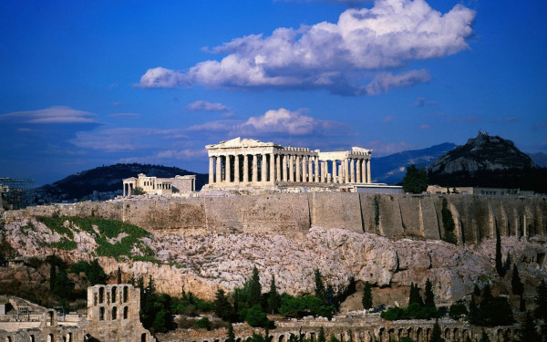 Αφιέρωμα του Forbes στο οικονομικό άλμα της Ελλάδας και στο «θαύμα» του Χρηματιστηρίου