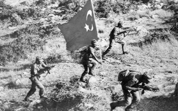 Κύπρος: Μνήμες από το ’74 - Οι γυναίκες που κράτησαν ζωντανό τον αγώνα για δικαίωση