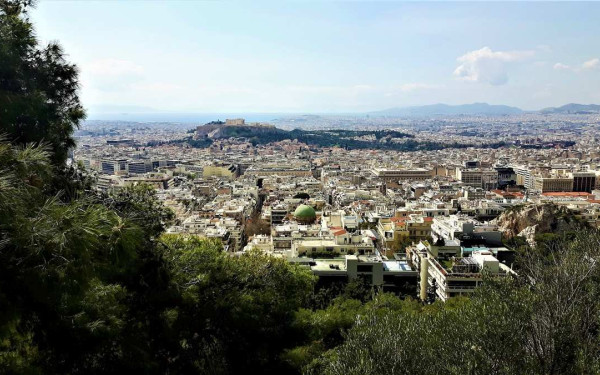 Ανοιχτός ο Λόφος Λυκαβηττού από σήμερα τα μεσάνυχτα – Κλειστός παραμένει ο Λόφος Φινόπουλου