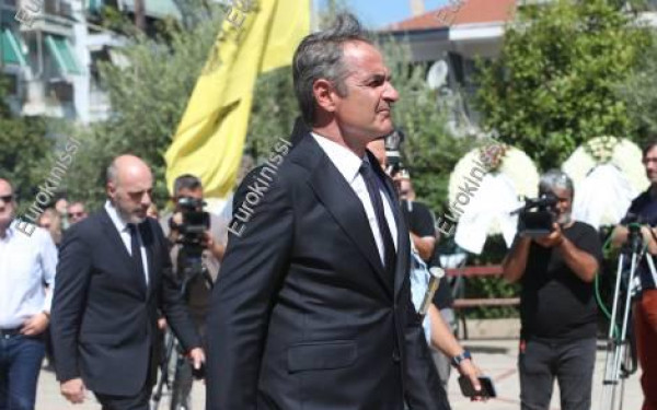 Αλεξάνδρεια Ημαθίας: Παρουσία Μητσοτάκη και πλήθους υπουργών, βουλευτών, πολιτικών και απλού κόσμου η κηδεία του Απόστολου Βεσυρόπουλου