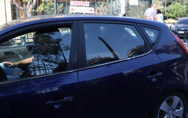 Γυναικοκτονία στο Χαλάνδρι: Στην Ευελπίδων ο δράστης - Ποιες ήταν οι κινήσεις του μετά τη δολοφονία της 47χρονης (βίντεο)