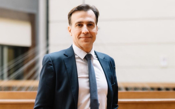 Ανεξαρτητοποιήθηκε από τους «Δημοκράτες» του Κασσελάκη ο Μ. Χουρδάκης