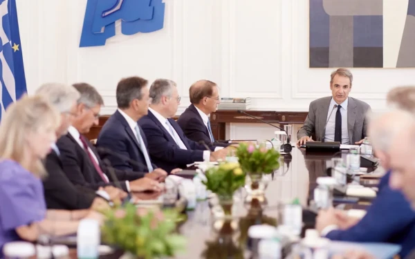 Πρόγραμμα «Μαριέττα Γιαννάκου»: Αναβάθμιση σχολικών κτηρίων με δωρεά 300 εκατ. ευρώ από τις ελληνικές τράπεζες