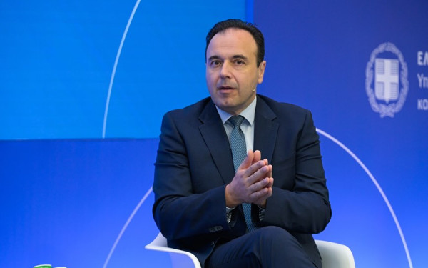 Δ. Παπαστεργίου: «Προχωράμε στην επιβεβαίωση ηλικίας στο Kids Wallet - Καμία τεχνολογική λύση δεν υποκαθιστά τον ρόλο των γονιών»