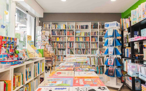 Πράσινο Σύννεφο: Ένα βιβλιοπωλείο «ζωντανό κύτταρο» πολιτισμού στην Καλαμαριά