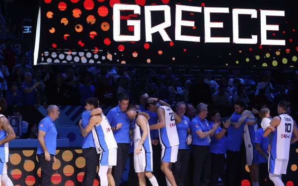 Οι ΚΑΕ Άρης, ΠΑΟΚ και Ηρακλής συνεχάρησαν την Εθνική ομάδα