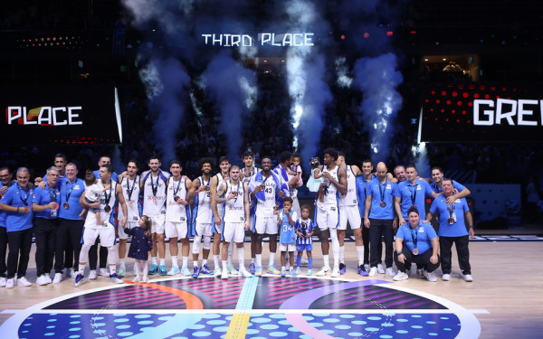 Ευρωμπάσκετ: Με καρδιά από «χρυσάφι», η Εθνική κατέκτησε το χάλκινο μετάλλιο (βίντεο)