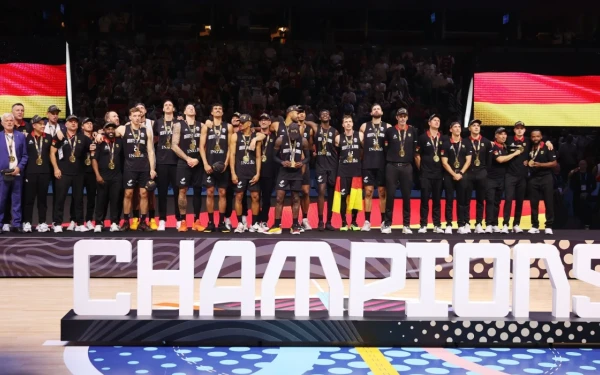 Μπάσκετ: Ο Σρέντερ «εκτέλεσε» την Τουρκία και η Γερμανία στέφθηκε πρωταθλήτρια Ευρώπης (βίντεο)