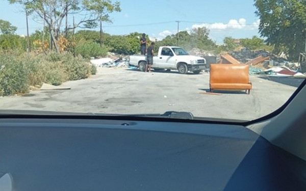 Θεσσαλονίκη: Σύλληψη τριών ατόμων που μετέτρεψαν σε χωματερή με μπάζα, υπαίθριο χώρο