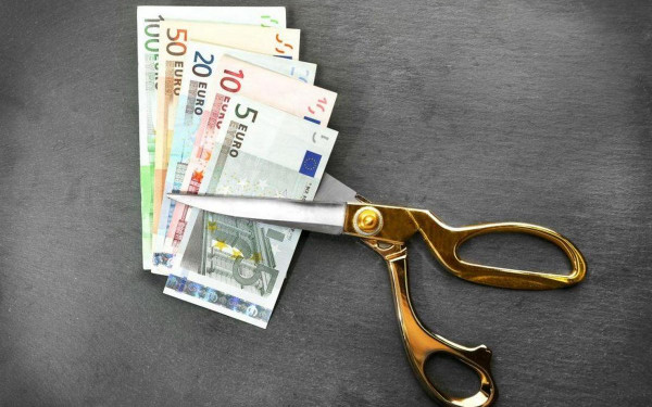 Τρόφιμα, στέγαση και μεταφορές εκτίναξαν τον πληθωρισμό