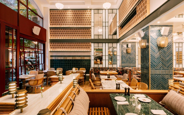 Apallou Bar Ristorante Italiano: Το αγαπημένο στέκι της Μητροπόλεως, φορά τα … ιταλικά του!