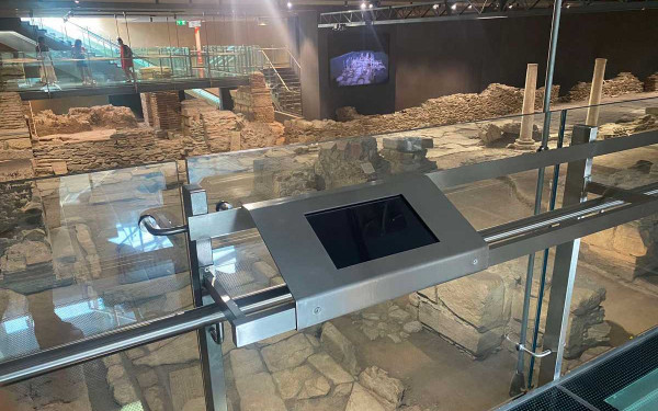 Μετρό Θεσσαλονίκης: Ηλεκτρισμός «χτυπά» επισκέπτες γύρω από τα αρχαία στον σταθμό Βενιζέλου