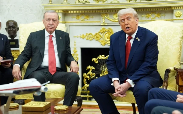 Συνάντηση Τραμπ-Ερντογάν: «Ενδέχεται να αρθούν οι κυρώσεις κατά της Τουρκίας για τα F35» είπε ο Αμερικανός πρόεδρος