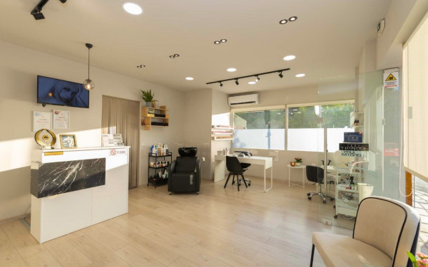 Uniq Beauty: Ένας χώρος ομορφιάς που ξεχωρίζει με τα cozy vibes του