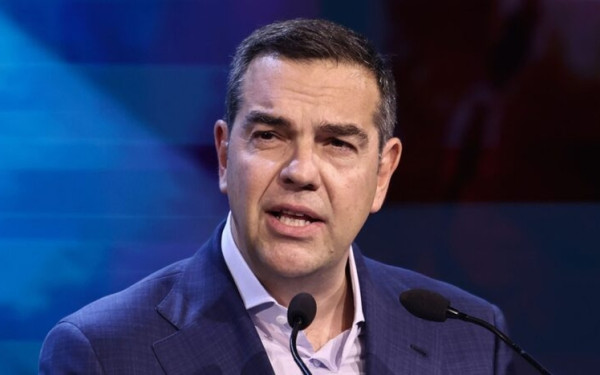 Αλ. Τσίπρας: Οι λόγοι της επίσπευσης, οι αντιφάσεις του και οι παρενέργειες στην κεντροαριστερά. Του Νίκου Ηλιάδη