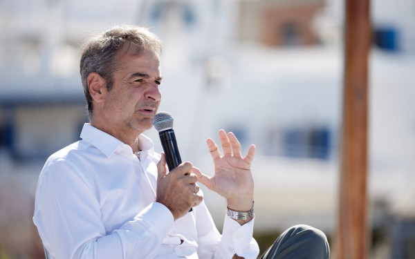 Κ. Μητσοτάκης: Το μνημείο του Αγνώστου Στρατιώτη δεν μπορεί να γίνεται πεδίο άσχετων εκδηλώσεων - Στο υπουργείο Εθνικής Άμυνας η προστασία του