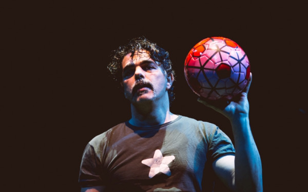Θεσσαλονίκη: Αναβάλλεται η παράσταση «Football – Το παιχνίδι της ανθρωπότητας» στο Δημοτικό Θέατρο Καλαμαριάς