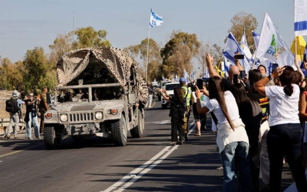 Νέα εποχή στη Μέση Ανατολή: Οι όμηροι επιστρέφουν - Ο Ερυθρός Σταυρός καθ’ οδόν για να παραλάβει και άλλους (βίντεο)