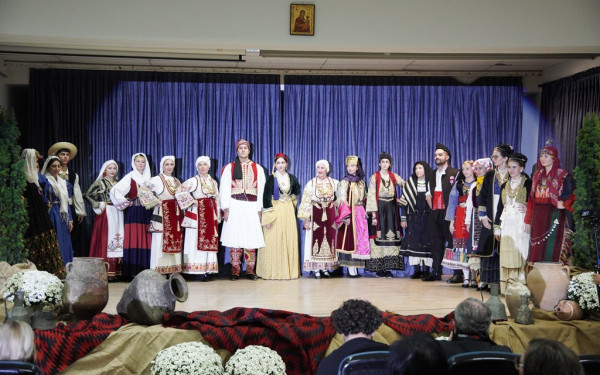 Κατερίνη: Η Ελλάδα της Παράδοσης και των Χρωμάτων μέσα από τις φορεσιές δεκάδων περιοχών