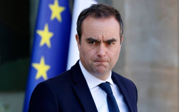 Κρίσιμη ημέρα στη Γαλλία: Ο Λεκορνί ανοίγει το δρόμο για πολιτική συμφωνία – Αποφεύγονται οι πρόωρες εκλογές;