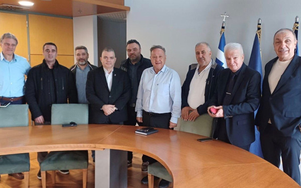 Θεσσαλονίκη: Καταργούνται τα τέλη εισόδου- εξόδου το 2026 για τα συνεργεία αυτοκινήτων