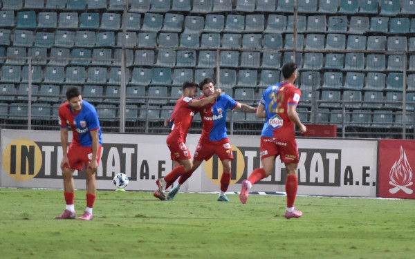 Super League: Ο Βόλος υπέταξε τον Πανσερραϊκό, πήρε βαθμό στην Τρίπολη η Κηφισιά