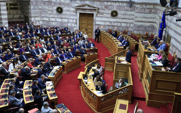 Βουλή: Κοινό αίτημα ΠΑΣΟΚ, ΣΥΡΙΖΑ και ΝΕΑΡ για ενημέρωση των αρμόδιων επιτροπών για την COP30