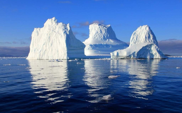 Επιστήμονες προειδοποιούν: Μικρόβια παγιδευμένα σε παγετώνες που λιώνουν, μπορεί να πυροδοτήσουν νέες πανδημίες