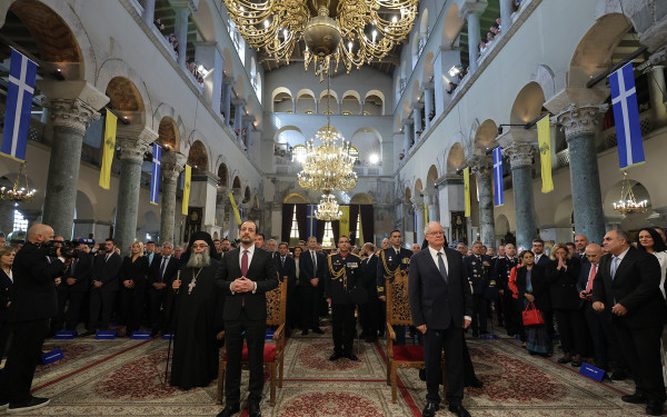 Θεσσαλονίκη: Χιλιάδες πιστοί στον Άγιο Δημήτριο - Παρουσία Τασούλα - Χριστοδουλίδη οι εκδηλώσεις (βίντεο)