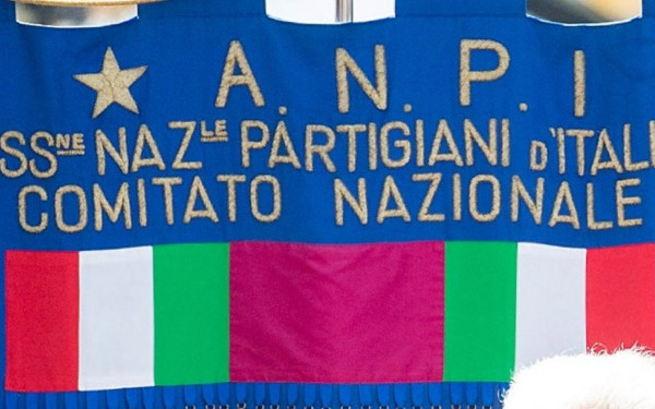 Ιταλία: Οι Παρτιζάνοι γιορτάζουν την 28η Οκτωβρίου με «αντιφασιστικό μουσακά»