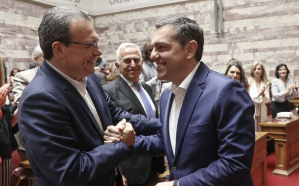 ΣΥΡΙΖΑ: Kαθολική συμπόρευση με Τσίπρα πλην Πολάκη - Kαμία αντίδραση από το στρατόπεδο του πρώην πρωθυπουργού