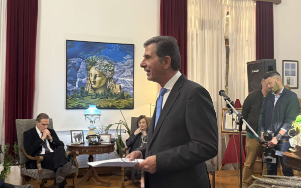 Κ. Γκιουλέκας: Η συλλογή «Αλέξανδρος 2000» του Ευθύμη Βαρλάμη στην Βιβλιοθήκη της Αλεξάνδρειας της Αιγύπτου