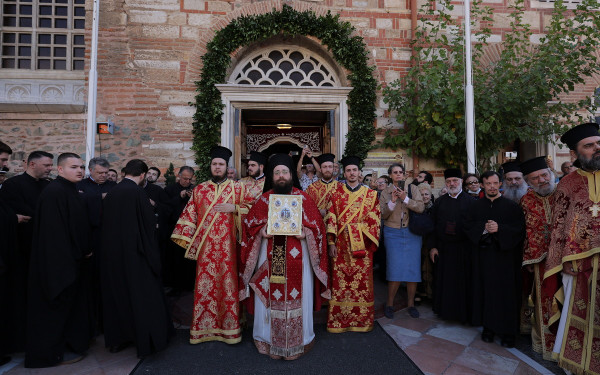 Θεσσαλονίκη: Η λιτάνευση των ιερών εικόνων και λειψάνων για τον εορτασμό του Αγίου Δημητρίου