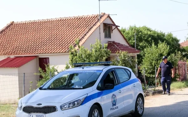 Καμένα Βούρλα: Εντοπίστηκε φυτεία 1.380 δενδρυλλίων κάνναβης - Άνω των 2 εκατ. ευρώ το προσδοκώμενο κέρδος