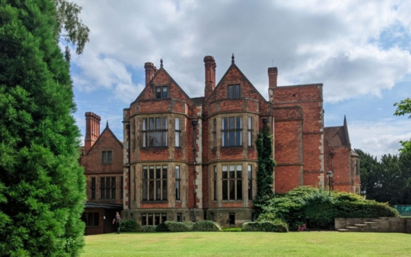 Αρχίζει μαθήματα το Υork στην Ελλάδα: Το παράρτημα στη Θεσσαλονίκη πήρε το «πράσινο φως»