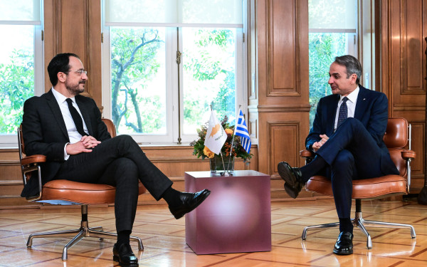 Μητσοτάκης -Χριστοδουλίδης: Επικαιροποιούμε τις παραμέτρους του καλωδίου με την Κύπρο με την είσοδο και νέων ισχυρών επενδυτών - Δείτε τις δηλώσεις
