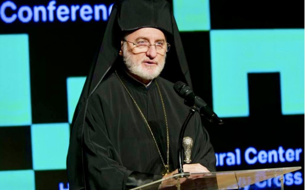 Αρχιεπίσκοπος Αμερικής Ελπιδοφόρος για τεχνική νοημοσύνη: «Ένα θέμα που η Εκκλησία μας δεν μπορεί να αποφύγει»