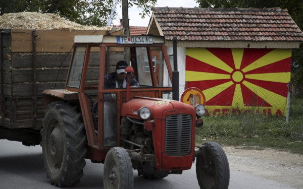 Σκάνδαλο στη Βόρεια Μακεδονία με κοινοτικές επιδοτήσεις αγροτών - Πέντε συλλήψεις για χρηματισμό