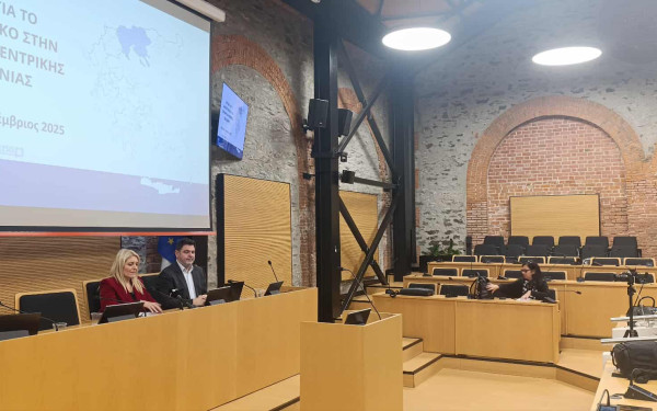 Δημογραφικό: Οι νέοι στην Κεντρική Μακεδονία δεν κάνουν παιδιά ως τα 35 εξαιτίας οικονομικών προβλημάτων