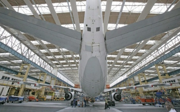 Ο πρόεδρος της Airbus καλεί τις ευρωπαϊκές χώρες να αποκτήσουν τακτικά πυρηνικά όπλα