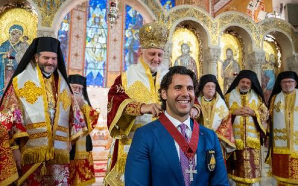 ΗΠΑ: Άρχοντας του Οικουμενικού Πατριαρχείου ο επιχειρηματίας Χρήστος Μαραφάτσος σύμβουλος του Τράμπ και συνεργάτης της Γκιλφόιλ
